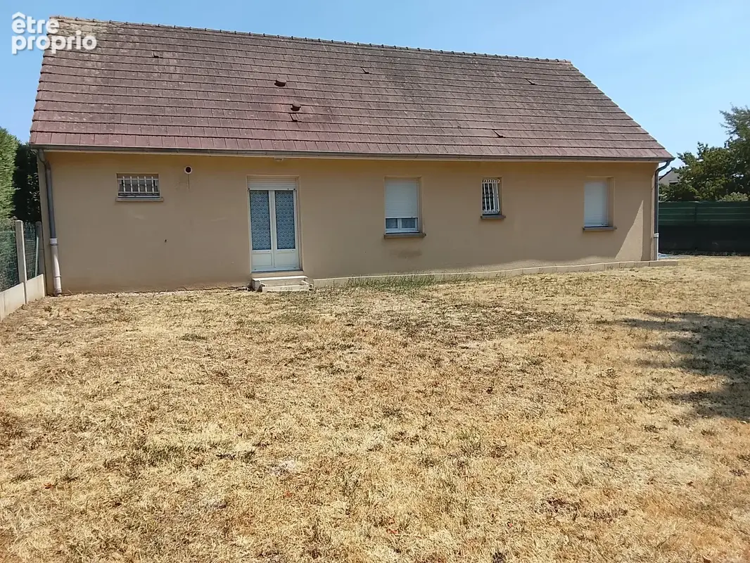 Maison à YZEURE