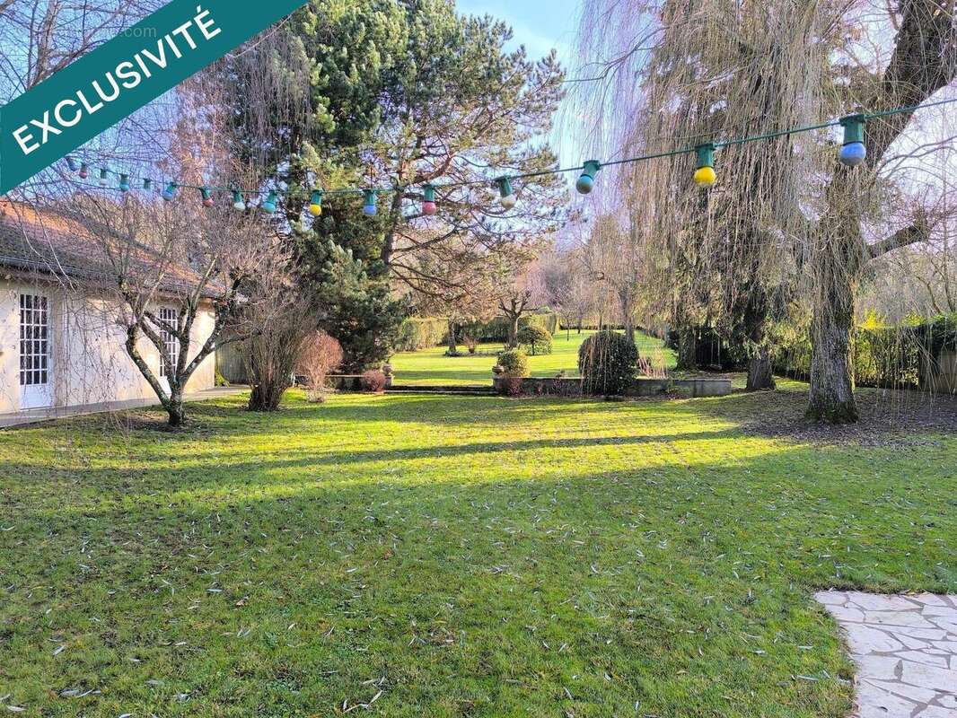 Photo 2 - Maison à JOUY-AUX-ARCHES