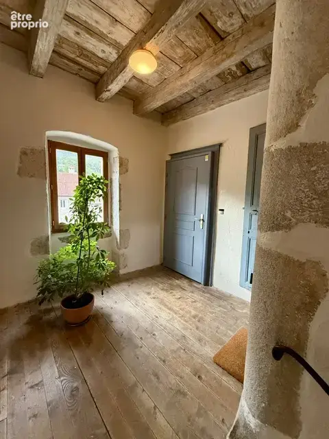 Photo Appartement à Peron au prix de 120 000€