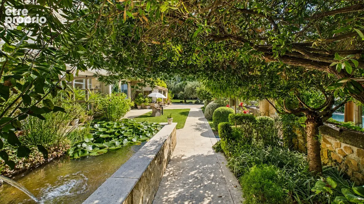 Domaine en pierre de 675 m² avec piscine sur près de 3 ha - Roquemaure - photo 17