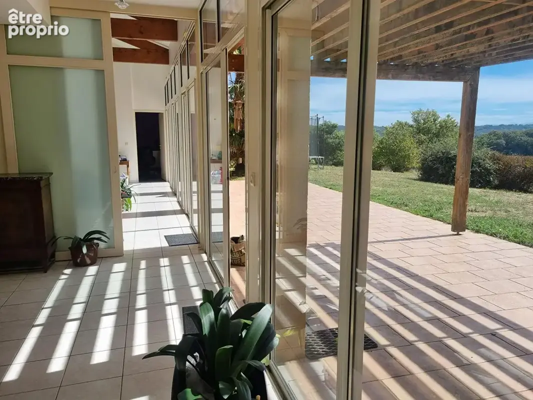 Maison  d'architecte  plain pied 3 chambres 168m2 - photo 3