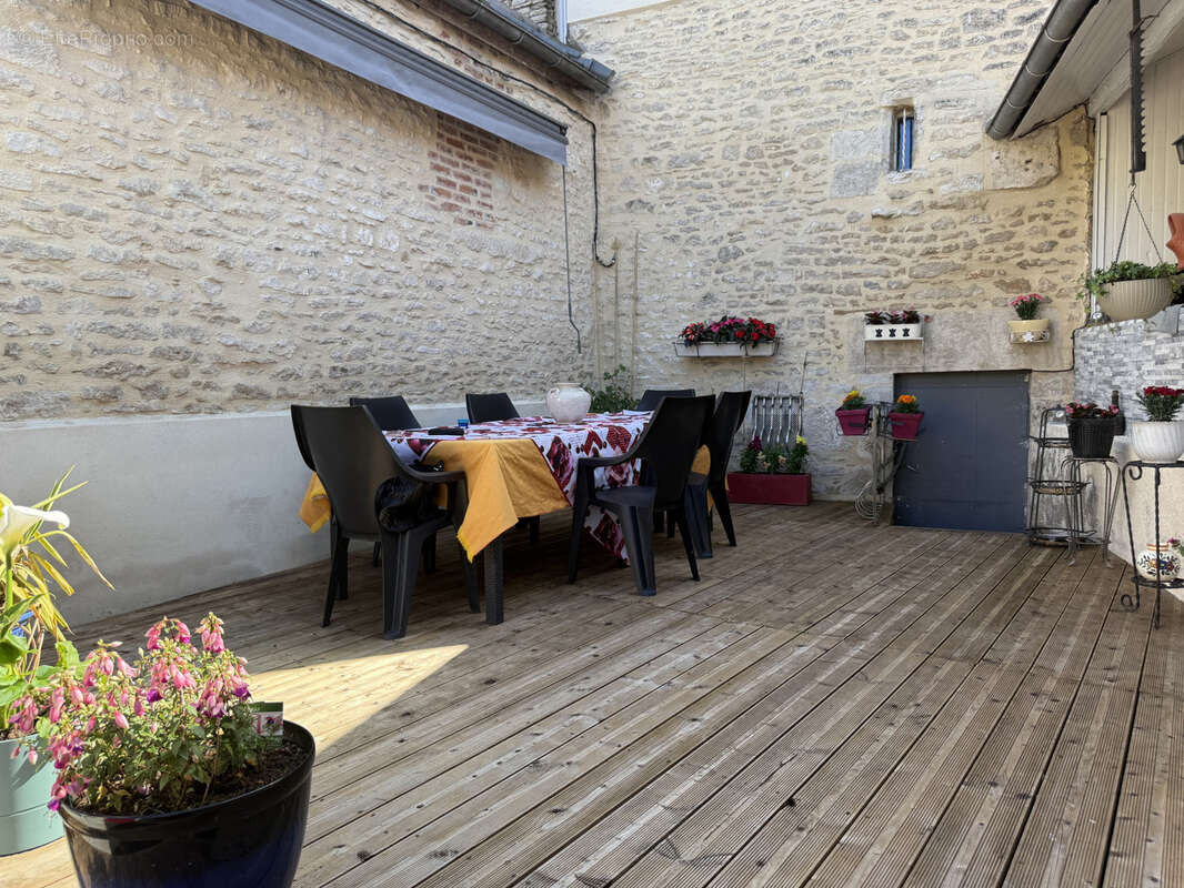 Maison à MONTBARD