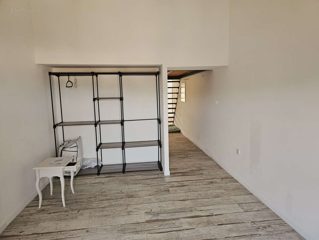 Appartement à ROGNES