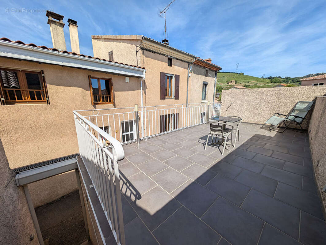 Maison à CORNAS