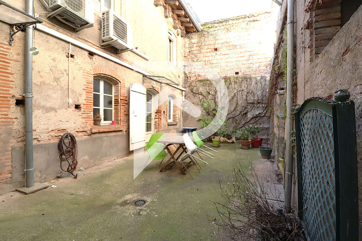 Appartement à LISLE-SUR-TARN