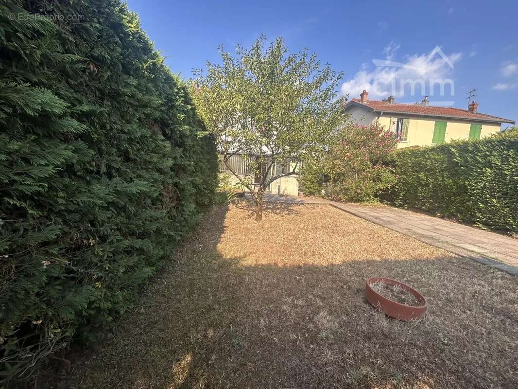 Roussillon – “Les Cites” Maison de 60m2 avec un jardin - photo 7