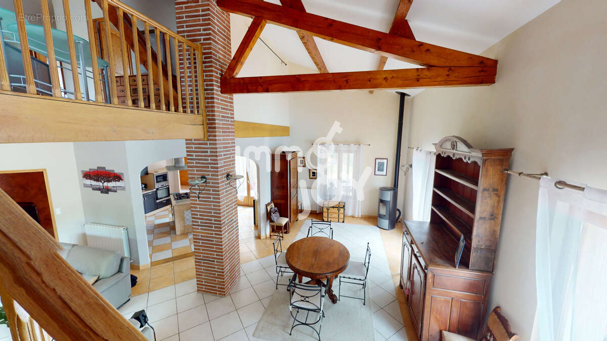 Maison familiale 5 pièces, piscine et grand garage de 11O m2 - Verfeil - photo 10