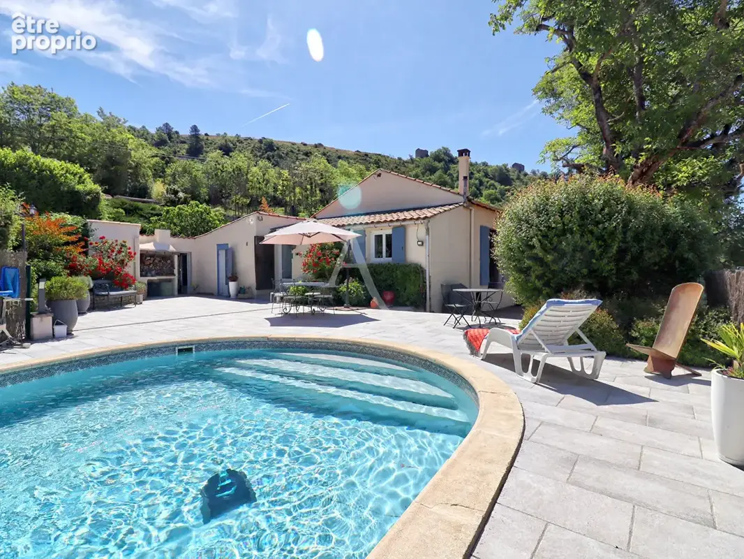 Villa type 5 lumineuse avec piscine jardin  annexe et vue imprenable saint maime - photo 5