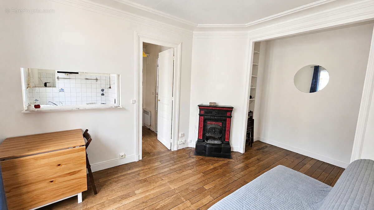 Appartement à PARIS-18E