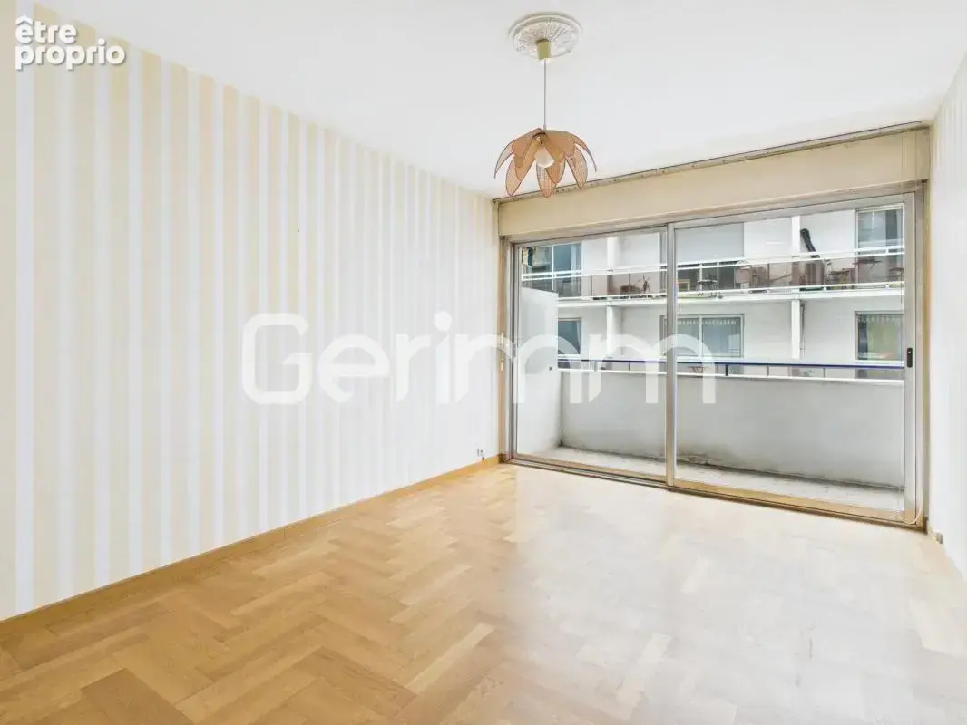 Vente - Appartement - 4 pièces + cuisine - 90,19 m² - 183 000 € - photo 15
