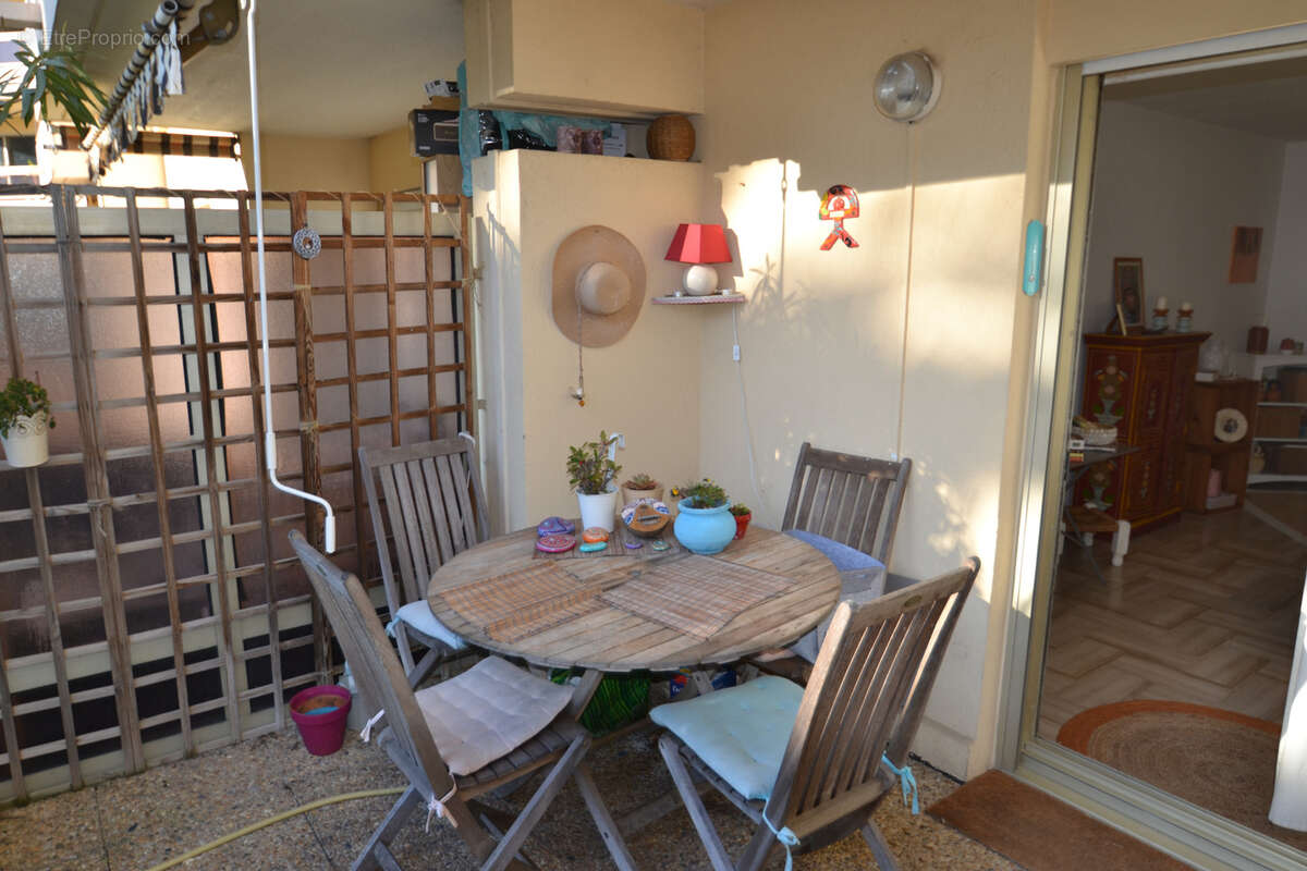 Appartement à VALLAURIS