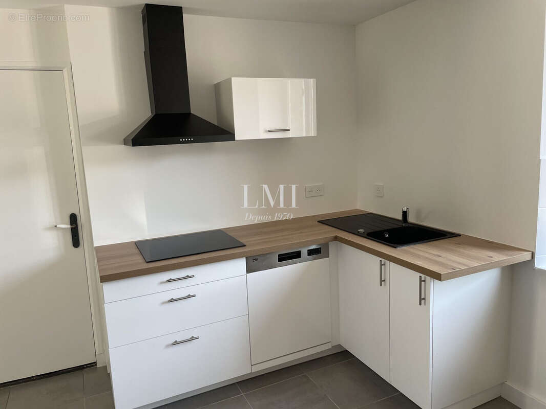Maison 95 m² à Sainte-Helene  - photo 2