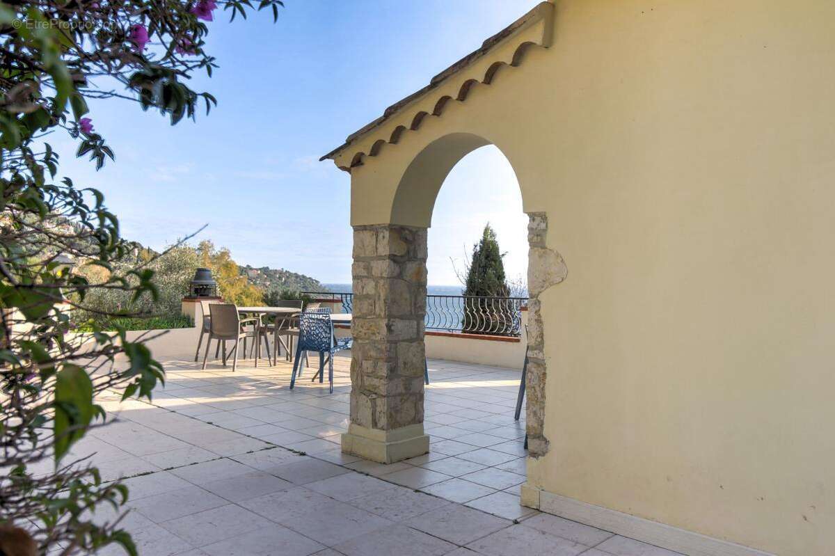 Maison à ROQUEBRUNE-CAP-MARTIN