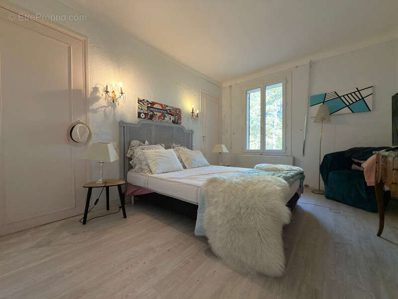 Maison à SAINT-SATURNIN-LES-APT