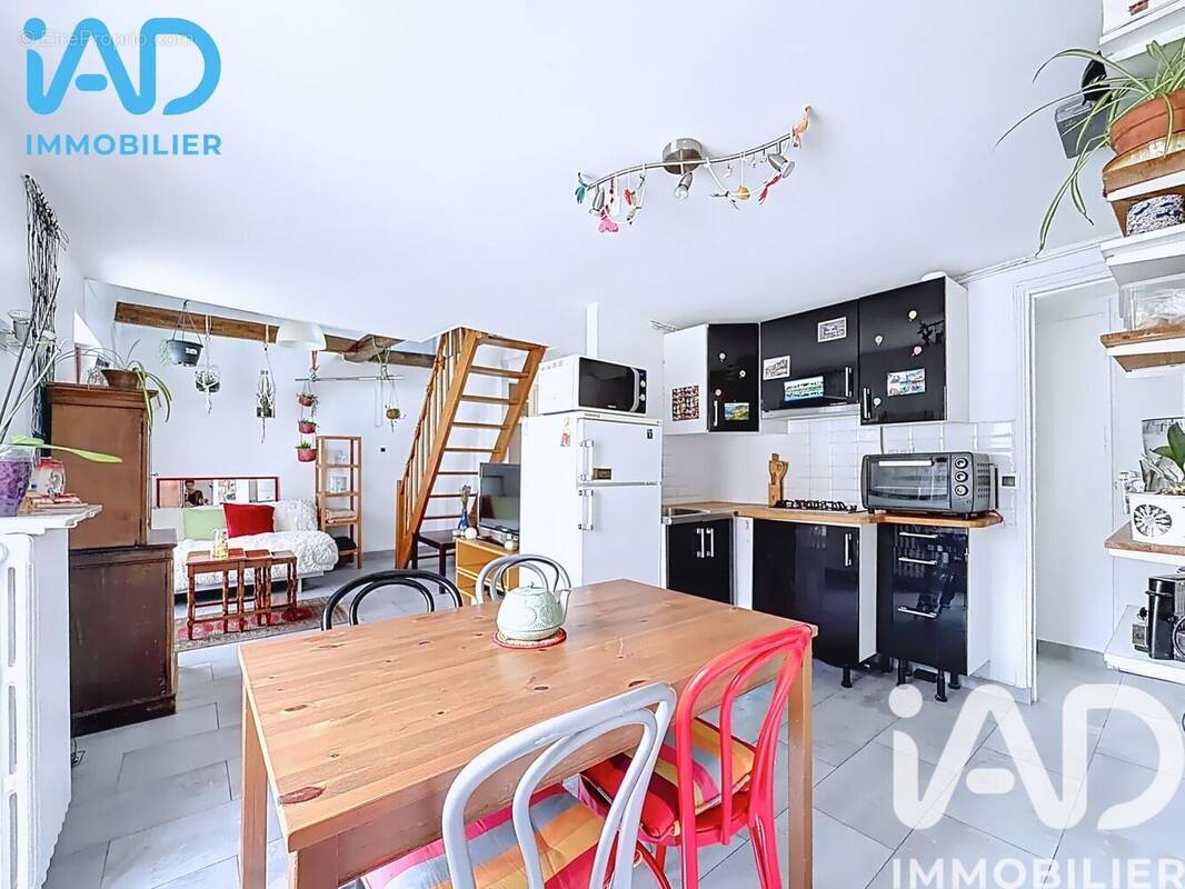 Photo 1 - Appartement à PARIS-10E