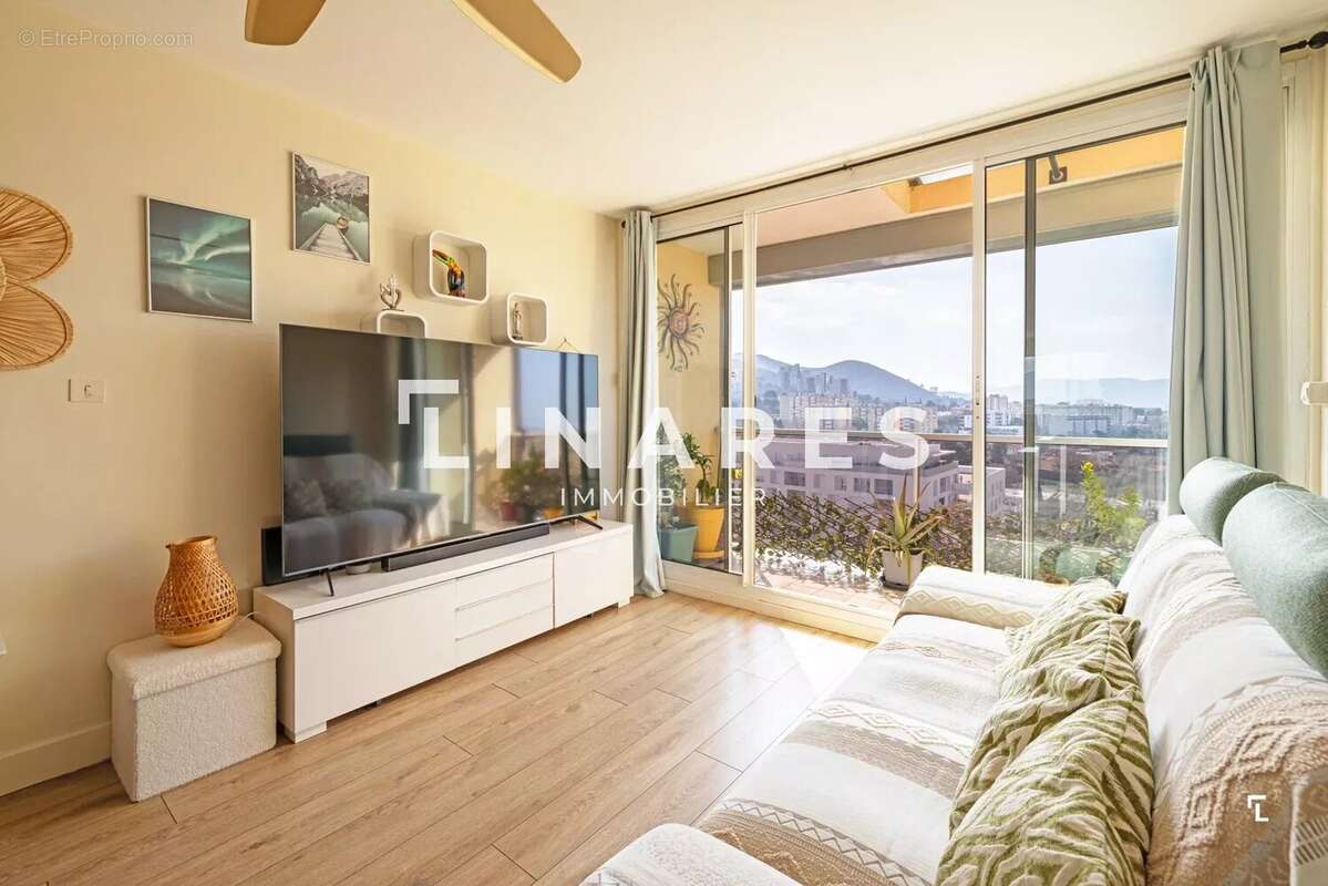 Appartement à MARSEILLE-10E