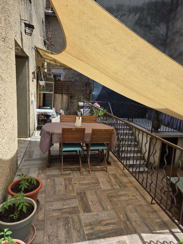 Maison à QUISSAC