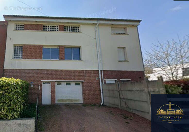 Maison à SAINTE-CATHERINE