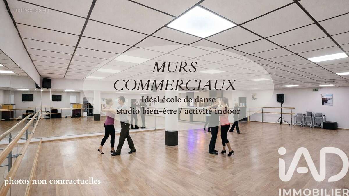Photo 3 - Commerce à FLEURY