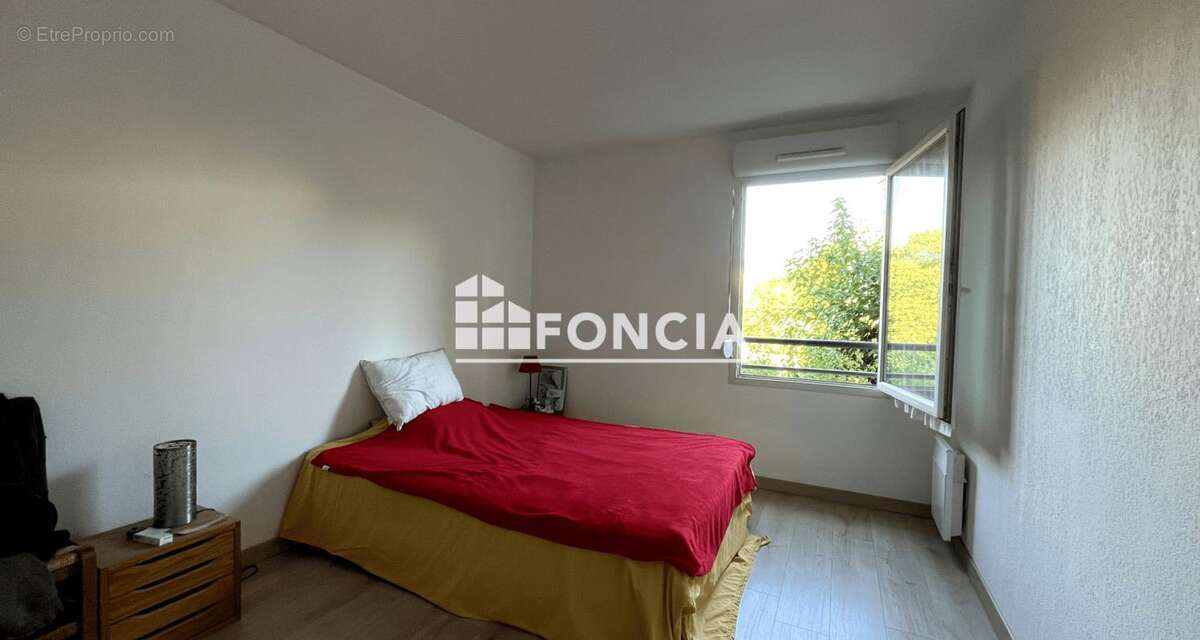 Appartement 4p avec terrasse et deux stationnements - photo 4