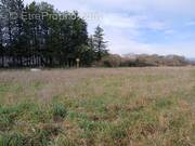 Terrain à SAINT-THEODORIT