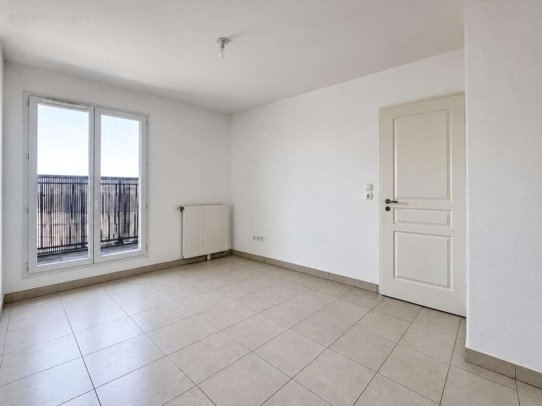Photo 7 - Appartement à POISSY