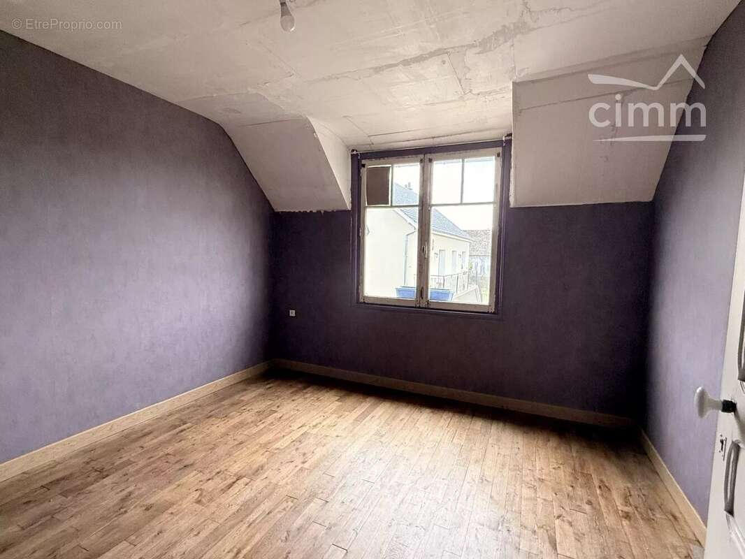 Maison à NOYERS-SUR-CHER