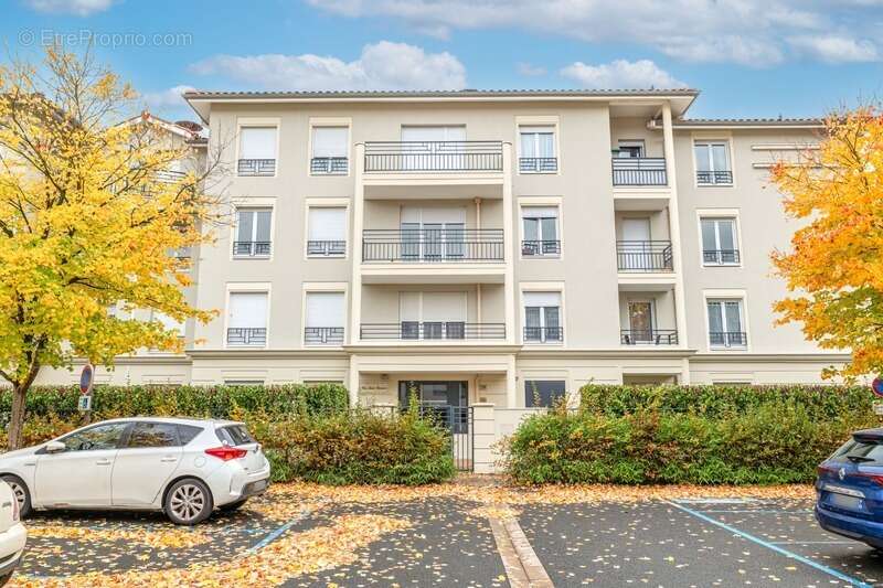 Appartement à MIRIBEL