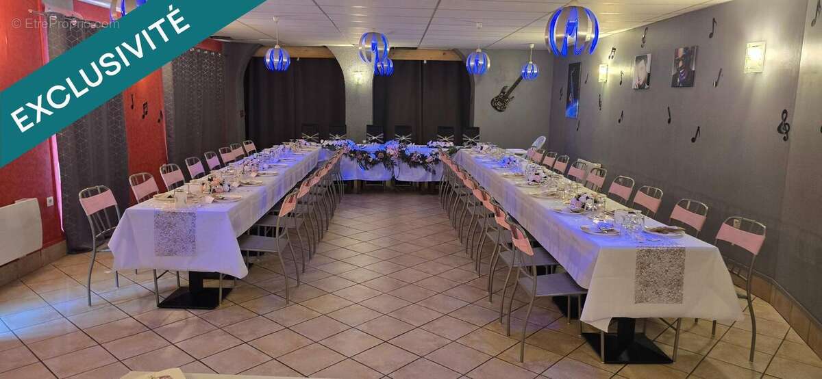 Commerce 1005 m² à Saint-Floret  - photo 9