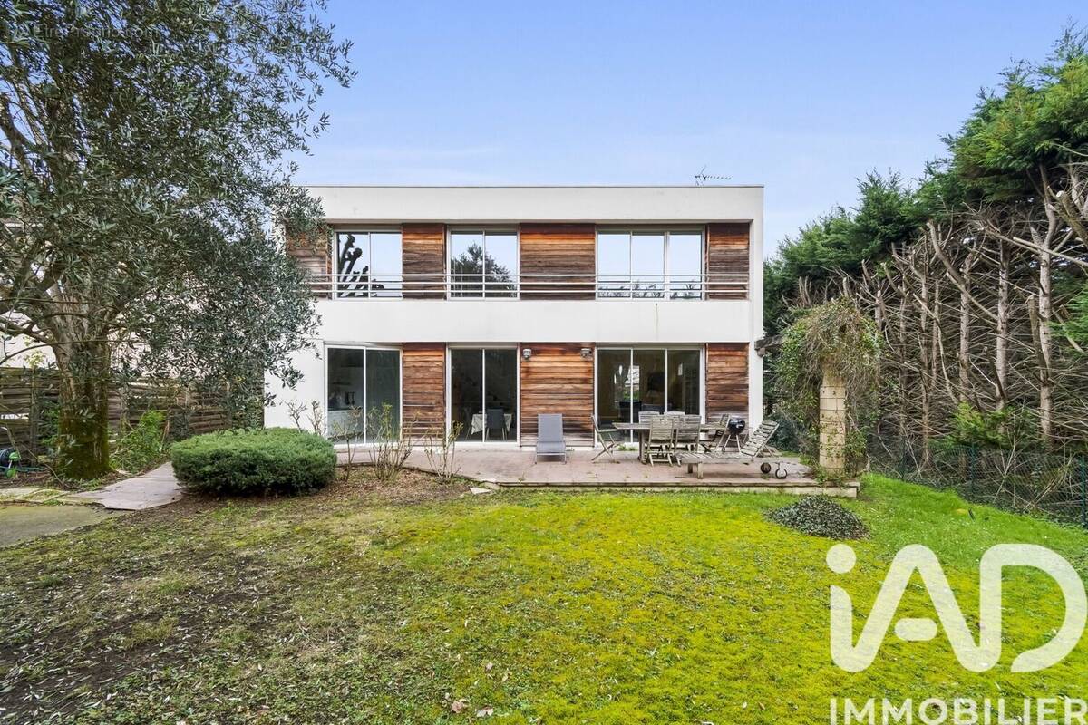 Photo 1 - Maison à CHATOU