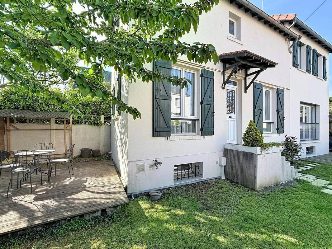 Photo 1 - Maison à CHATOU
