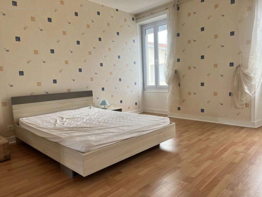 Maison à PORT-DES-BARQUES