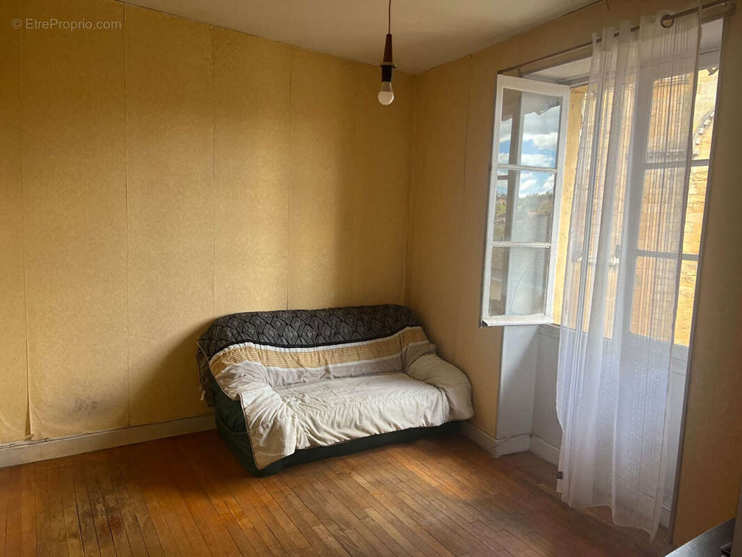 Appartement à CHARLIEU
