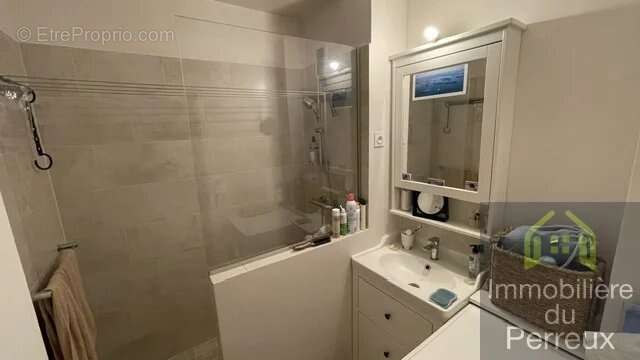 Appartement à LE PERREUX-SUR-MARNE