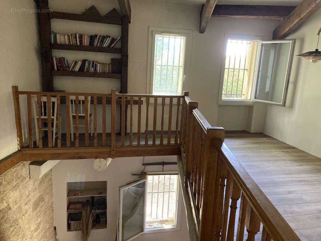 mas 117 m² avec remise et garage sur 1900 m² - photo 3