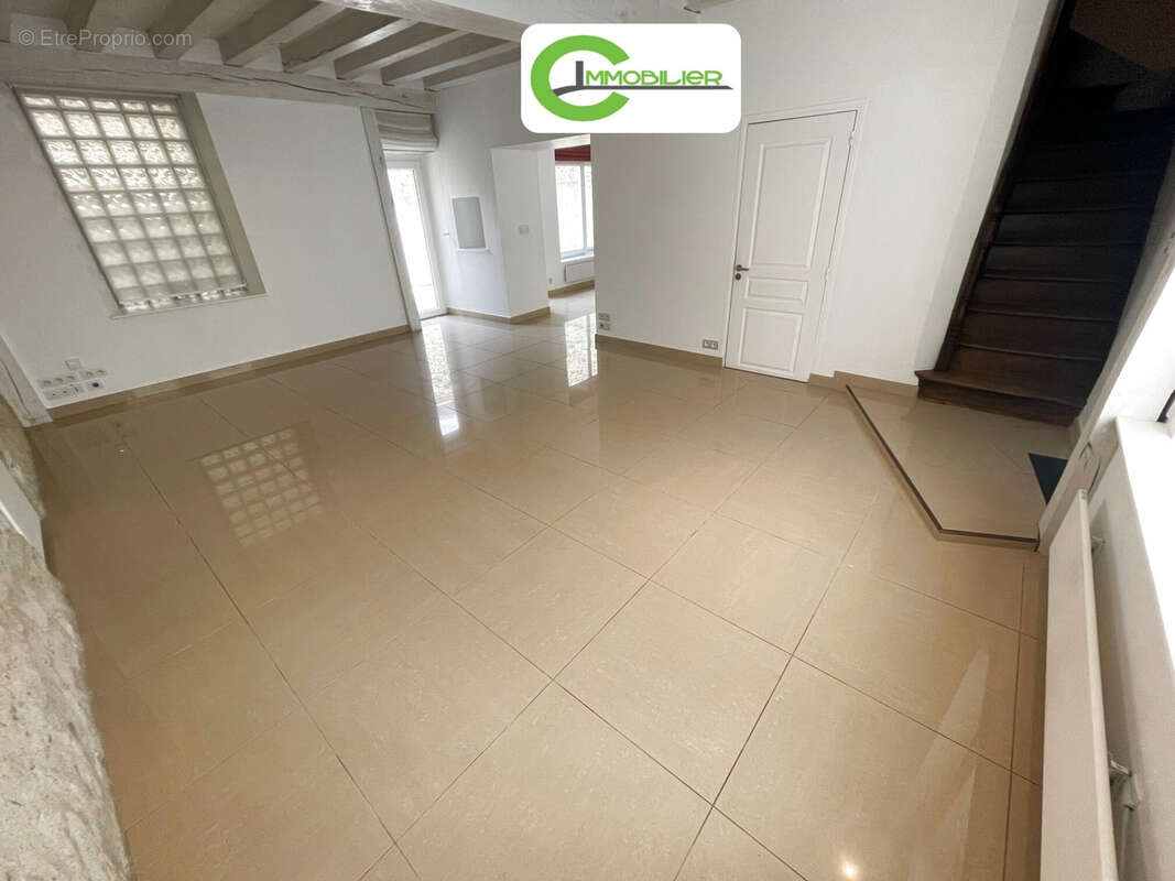 Maison à LA FERTE-BERNARD