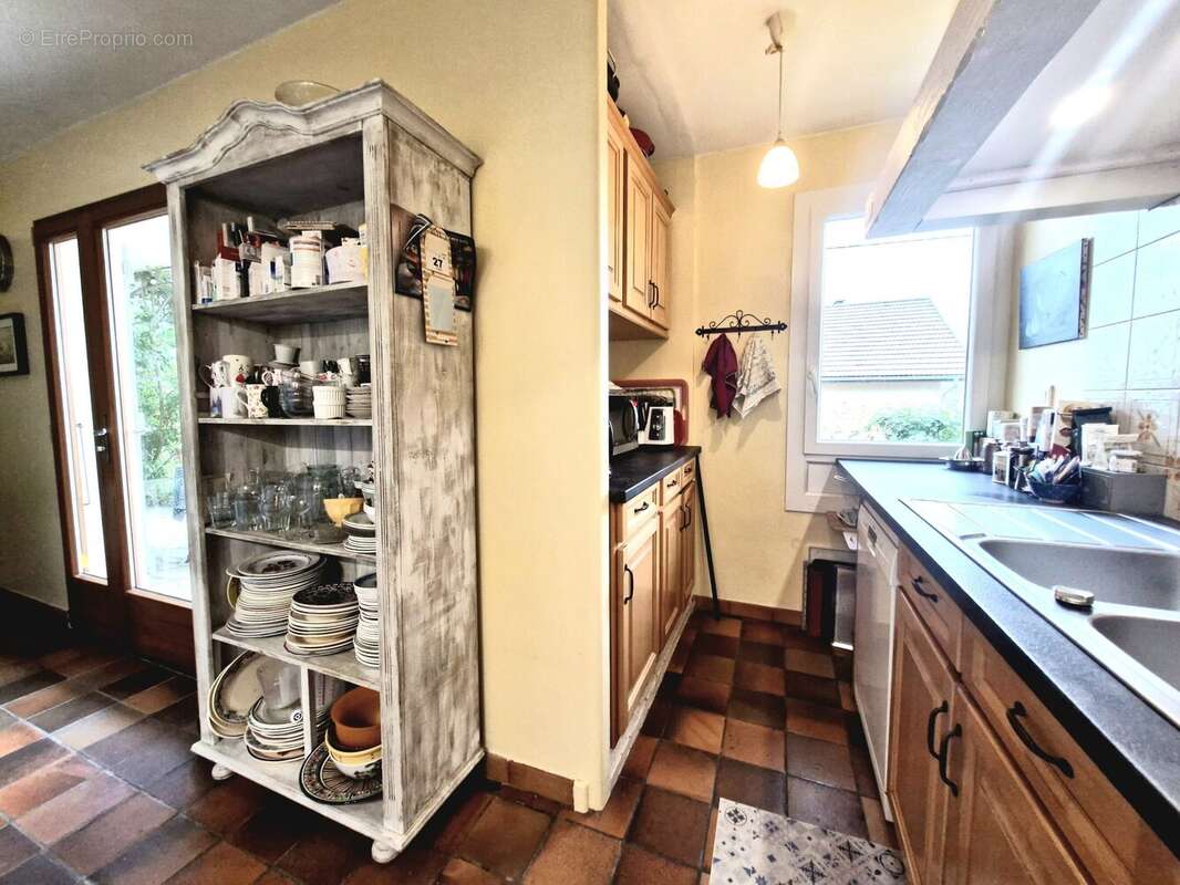 Maison à SALES