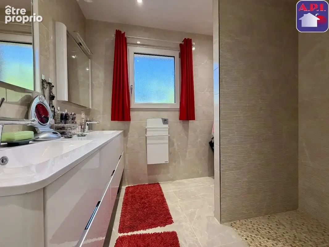 Maison 201 m² à Lagarde  - photo 11