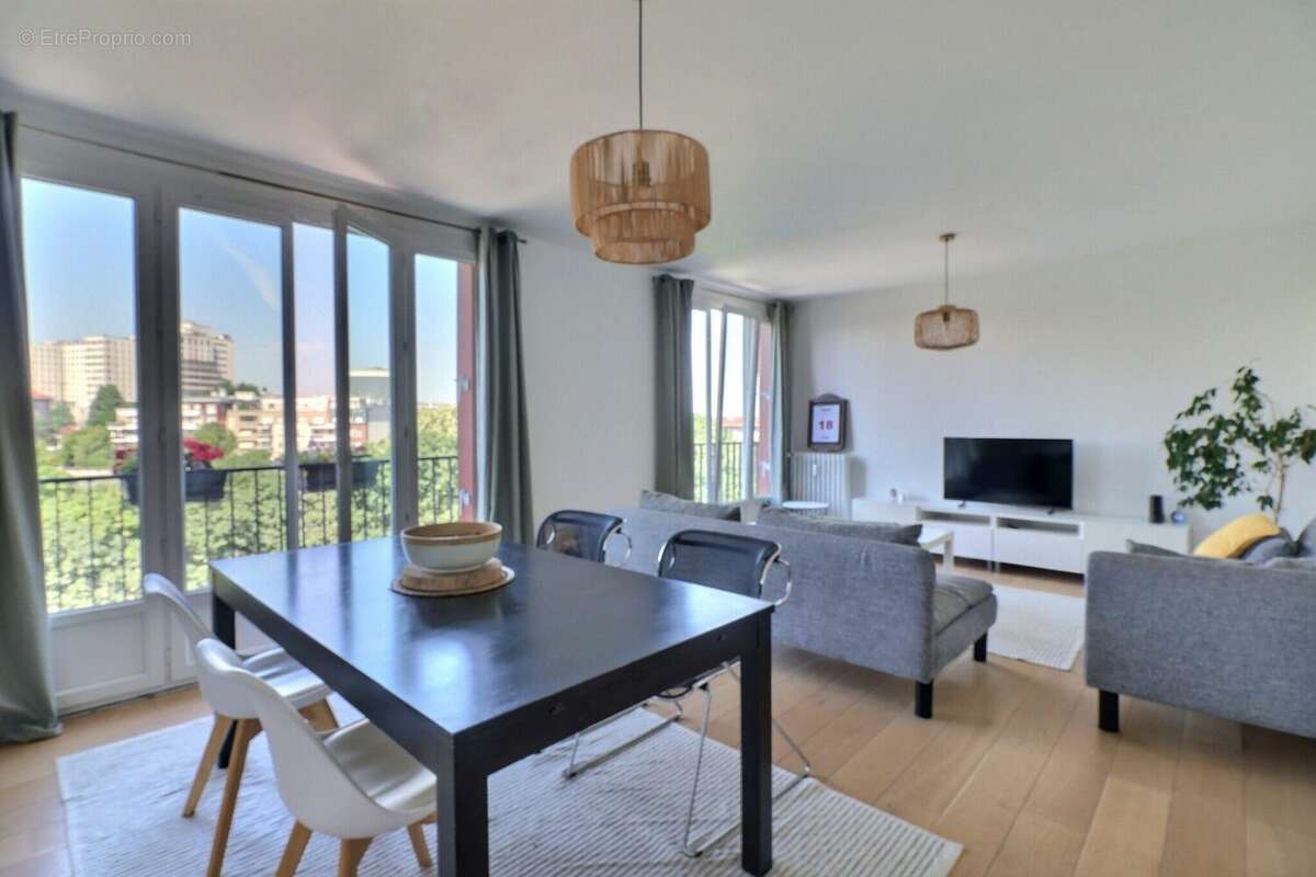 Appartement à CHATILLON