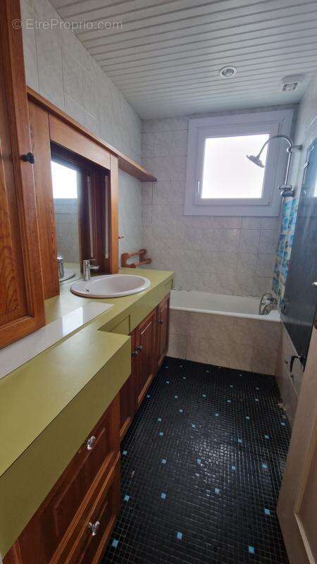 Maison à SAINT-JULIEN-DE-CONCELLES