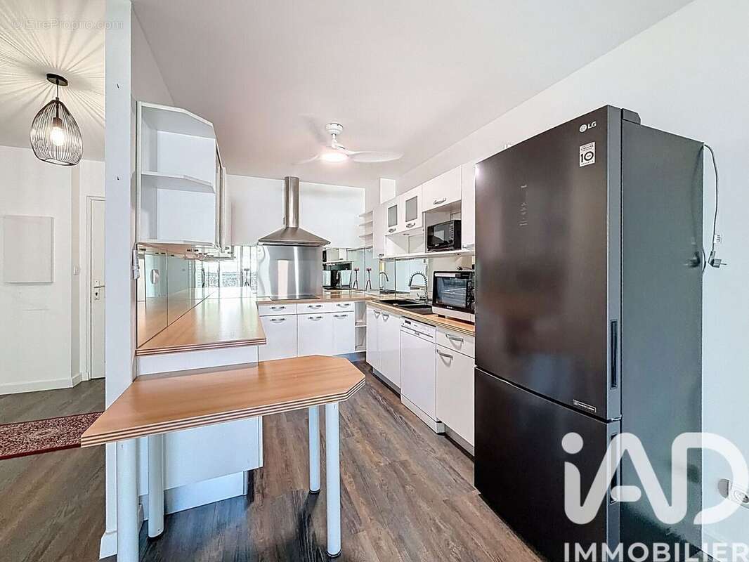 Photo 3 - Appartement à SAINT-DENIS