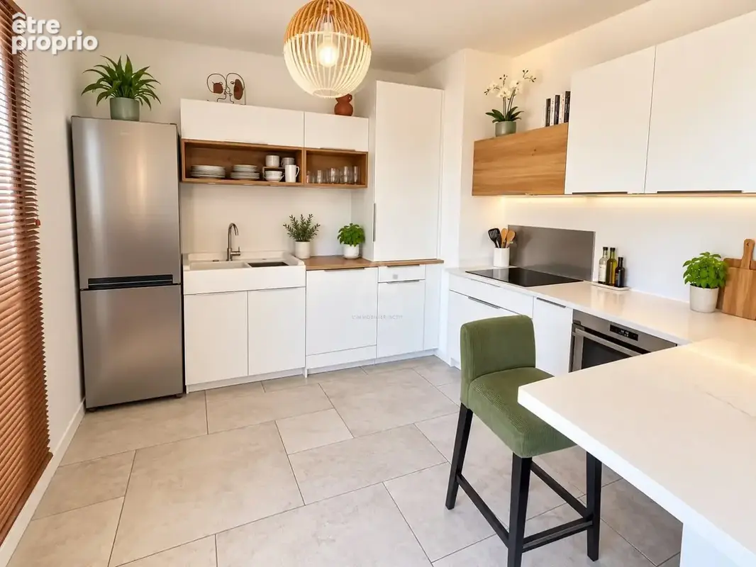 A VENDRE Magnifique T3 entièrement rénové à Rezé avec balcon, garage et cave - photo 3