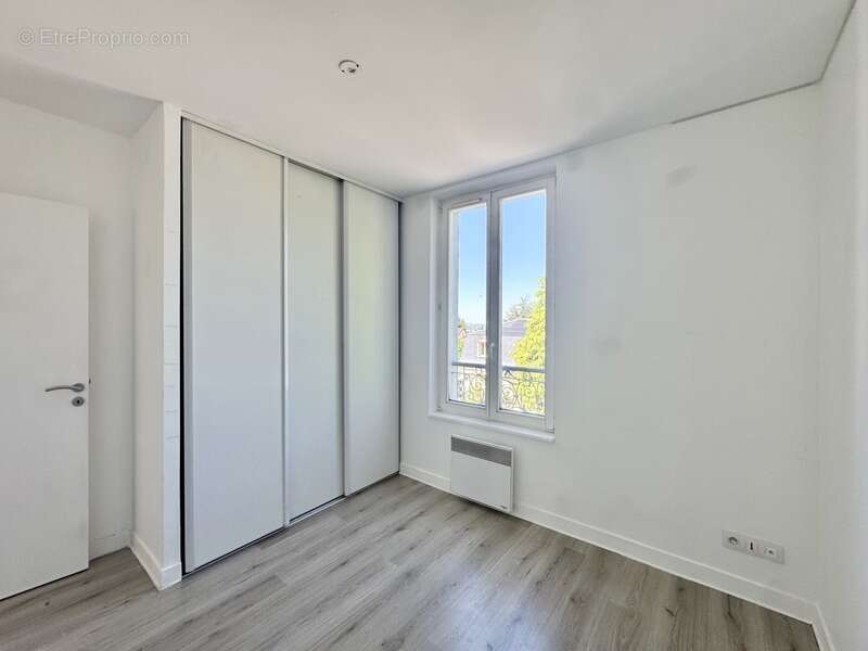 Appartement à LE RAINCY