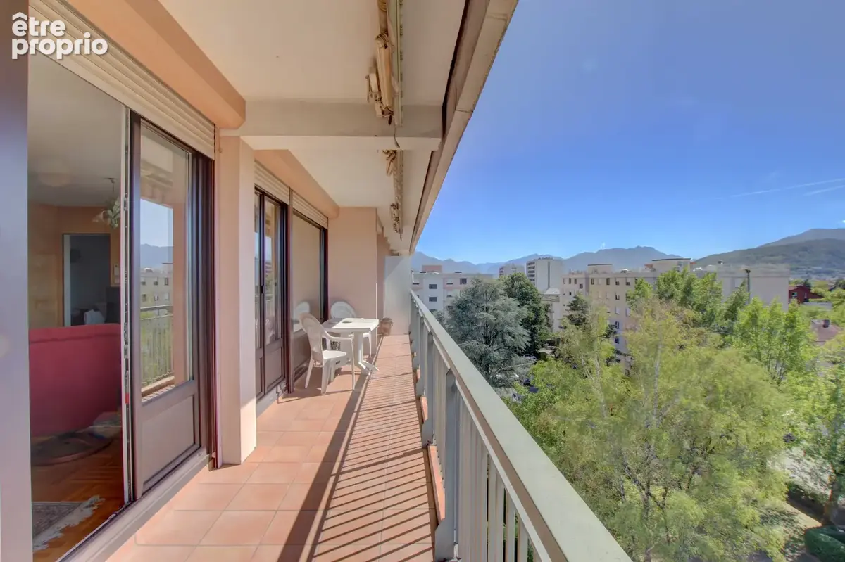 Annecy Appartement type 5 100.50 m2 dernier étage avec terrasse 148 m2 - photo 3