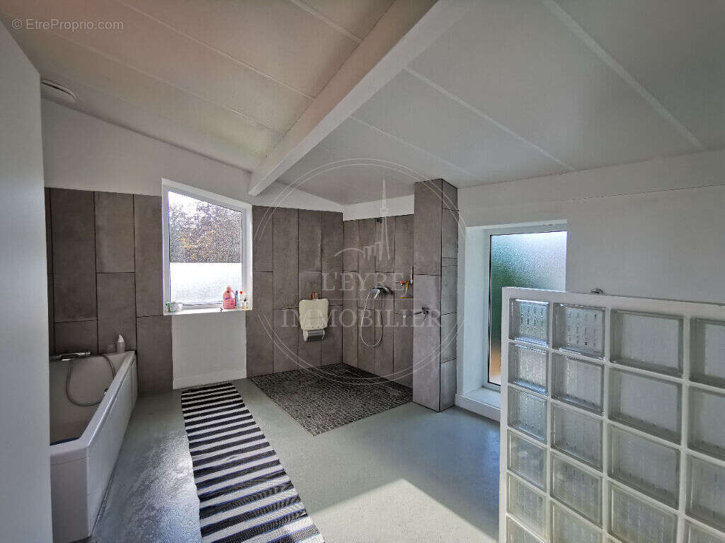 Maison à MIOS
