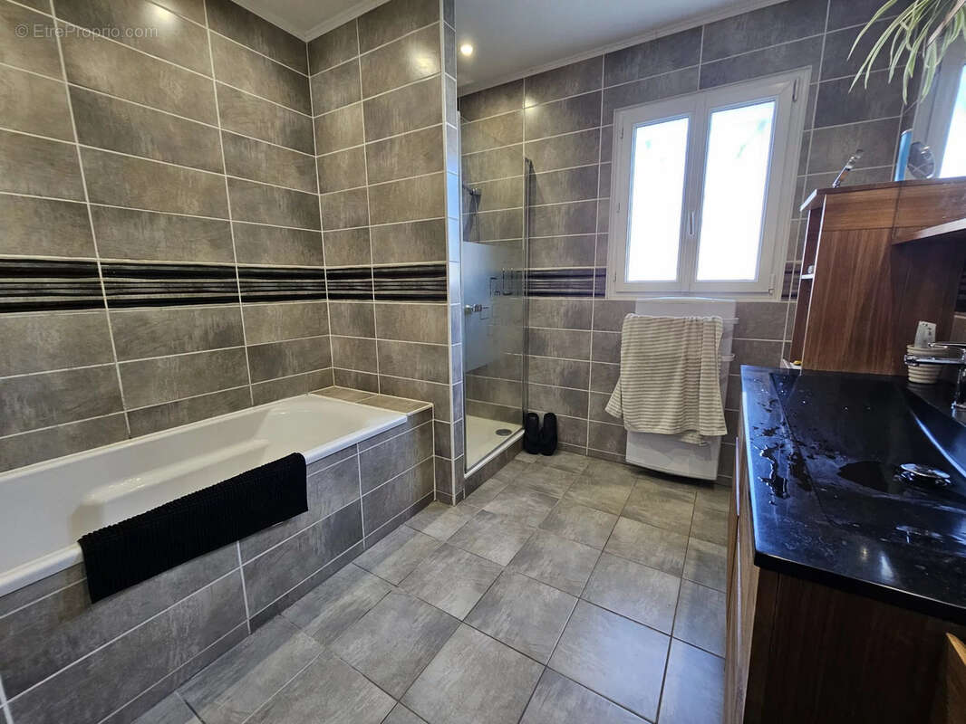 Maison à SAINT-CHRISTOPHE