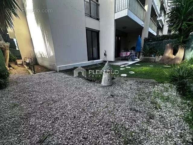 Appartement à LE CANNET