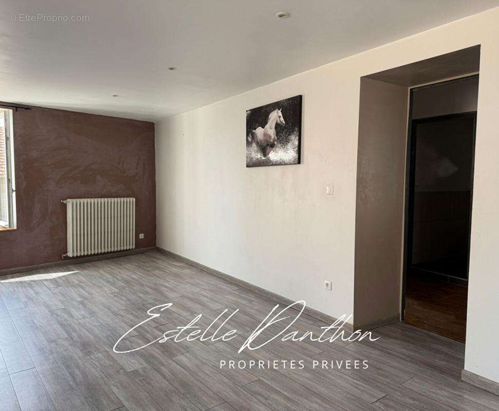 Maison avec appartement et grande dépendance aménageable - photo 7