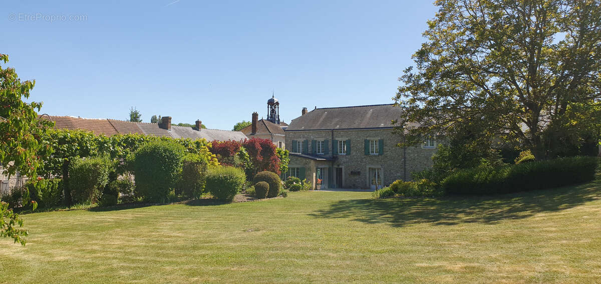 Maison à CRUGNY