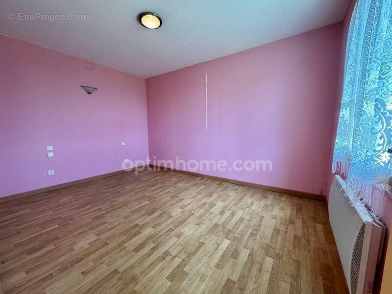 Maison de plain-pied avec beau potentiel - photo 3